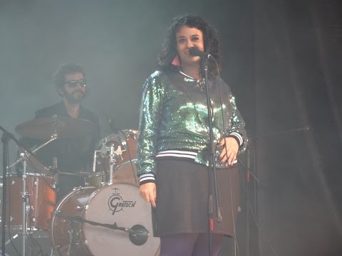 Tulipa Ruiz & Marcelo Jeneci - Só sei dançar com Você - Sesc Itaquera