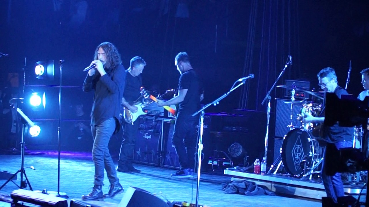 Temple Of The Dog - River Of Deceit - Madison Square Garden, NYC