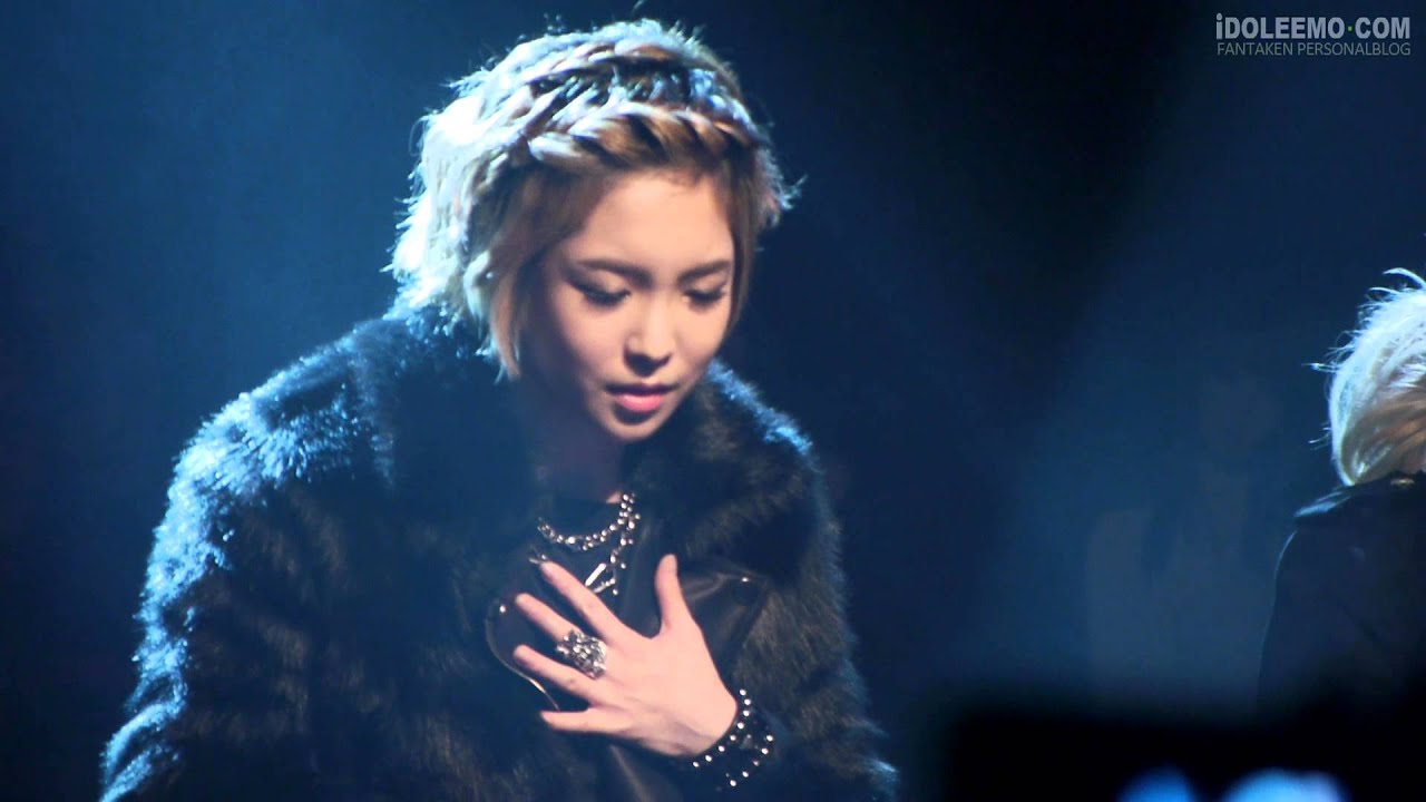 [FANCAM/D-UNIT] 121222 ♬ 기념일 (FULL)