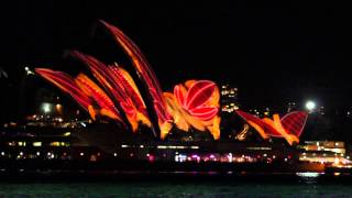 Play video: Opera House Projections