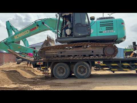 Excavator ឡើងត្រៃលើ😱😱😱