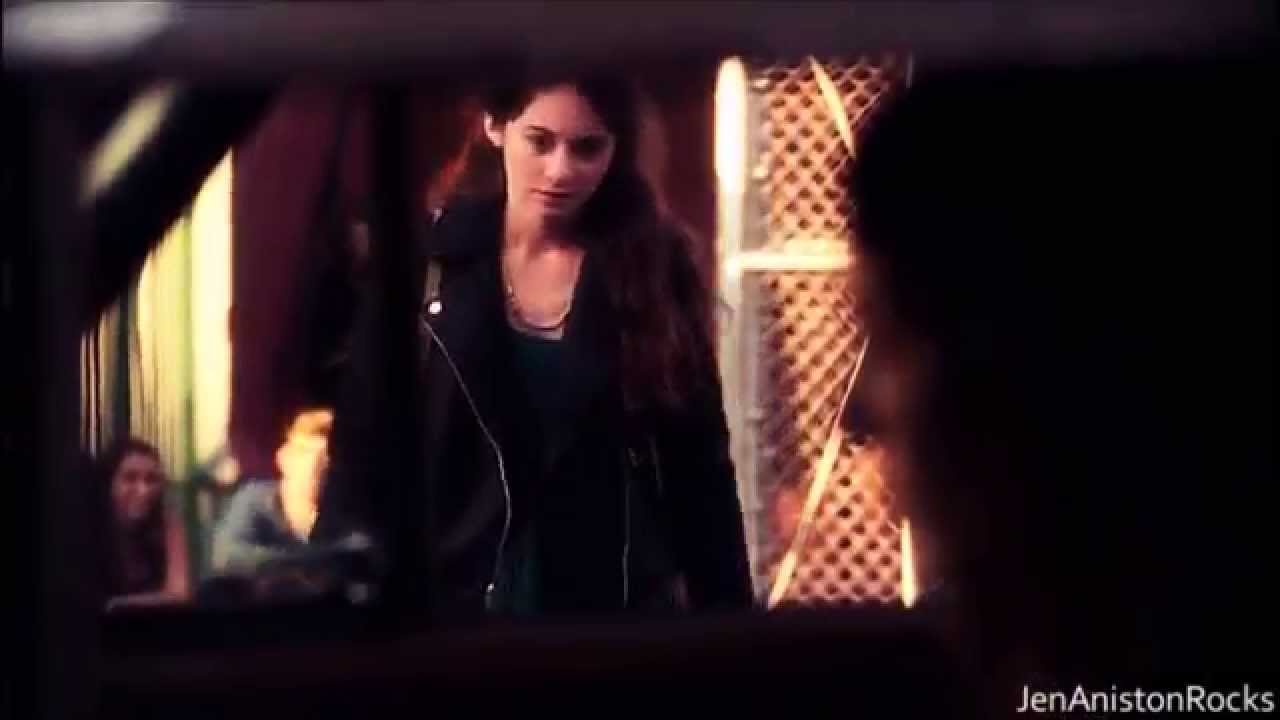 Eye Candy - Shake it out [1x01]