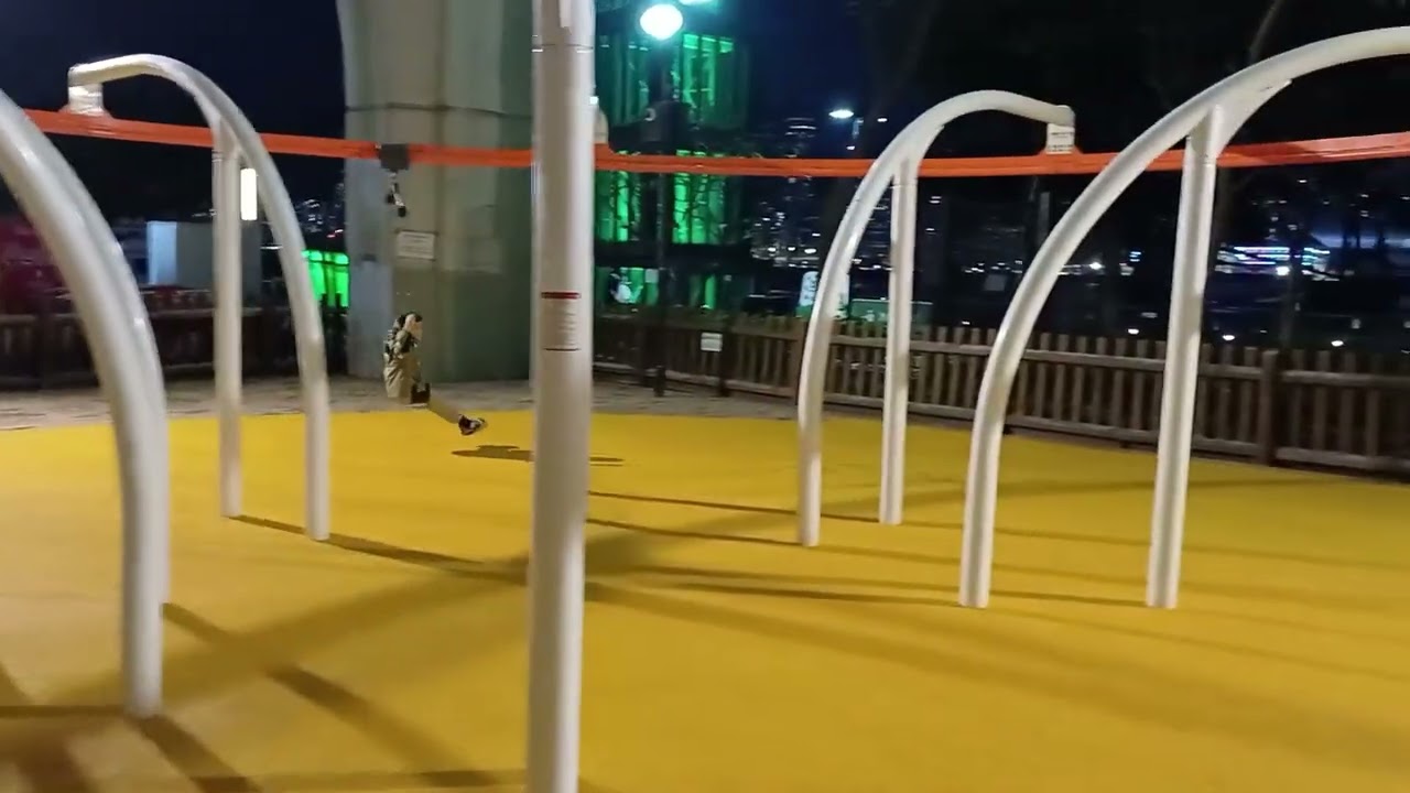 The new and exciting zip line in Kwun Tong Promenade 😆😃