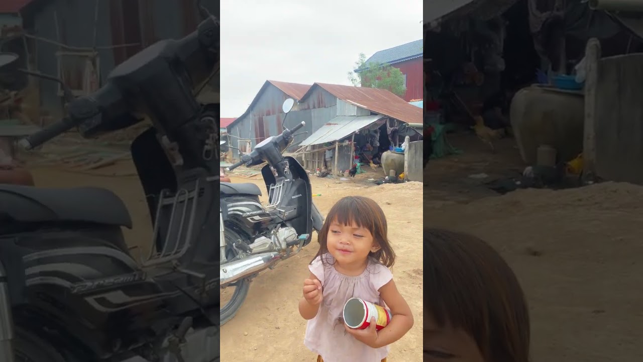 លេងបណ្ដើរញាំនំបណ្ដើរ