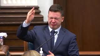 Kyle Rittenhouse breaks down, sobs on the stand during examination
