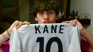 ASMR Football Jersey Shop Roleplay [Personal Attention | Soft Spoken] screenshot 5