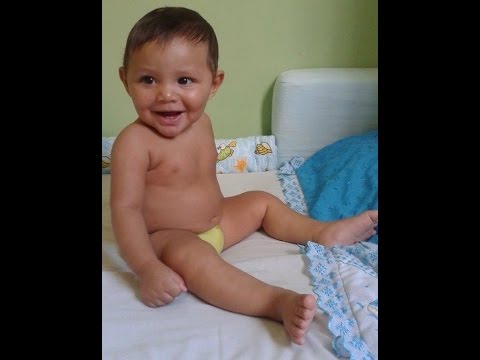 Vídeo: Bebê Vê O Pai Pela Primeira Vez