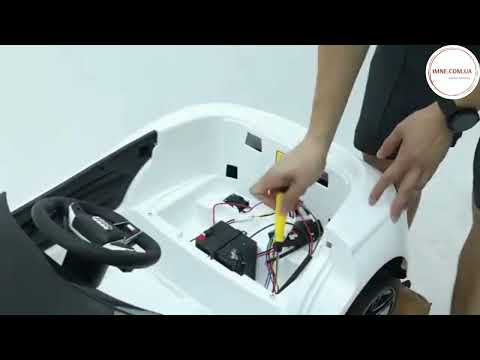 Дитячий електромобіль Audi E-Tron Електромашинка MP3 USB Машинка на пульті Іграшковий транспорт електромобіль, видео 1