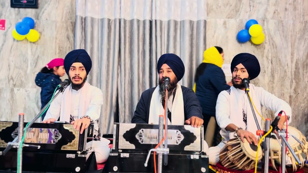 Apni bhagati laye shabad by bhai baljeet singh sagar ji at gurudwara singh sabha, Zirakpur 