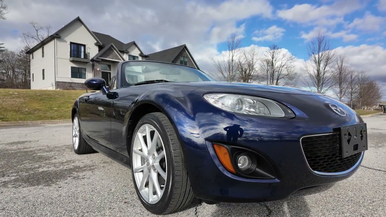 No Reserve: 10k-Mile 2009 Mazda MX-5 Miata Grand Touring for sale