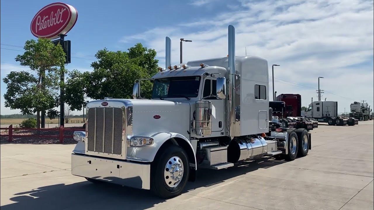 2023 Peterbilt 389 with 18 speed Automatic! (Technically AUTOMATED