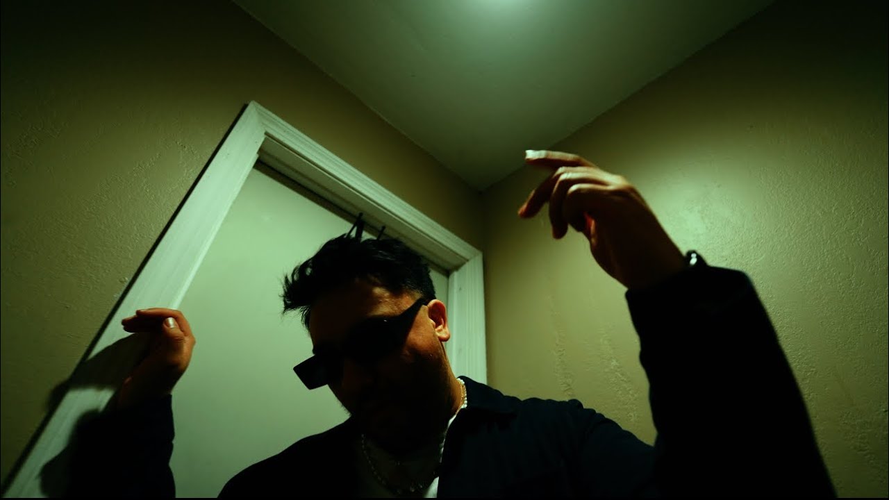 Watch Theaux Elliot, Lord Morgan - GOOSEBUMPS (Official Video) on YouTube Watch Theaux Elliot, Lord Morgan - GOOSEBUMPS (Official Video) on YouTube