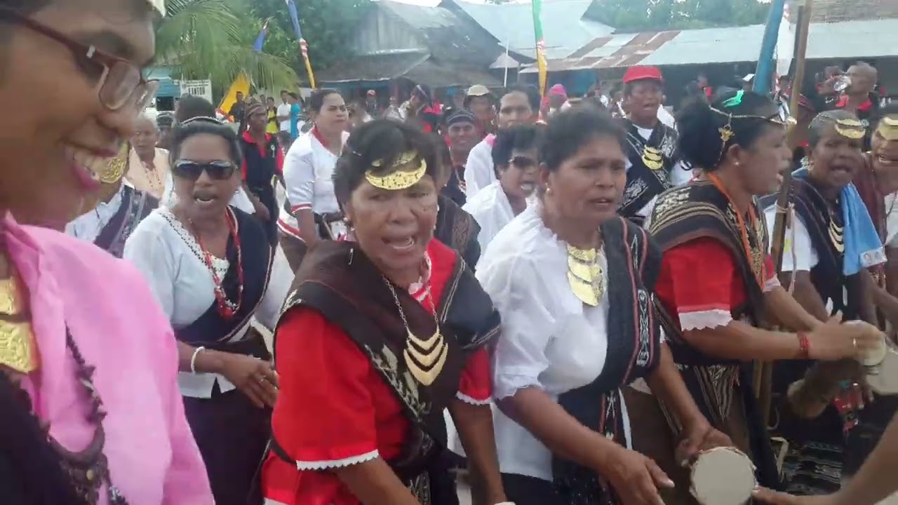 Lagu Pesta Tanimbar Tempo Doloe...Snyurat Situli.. Voc. ULI & Nayo.