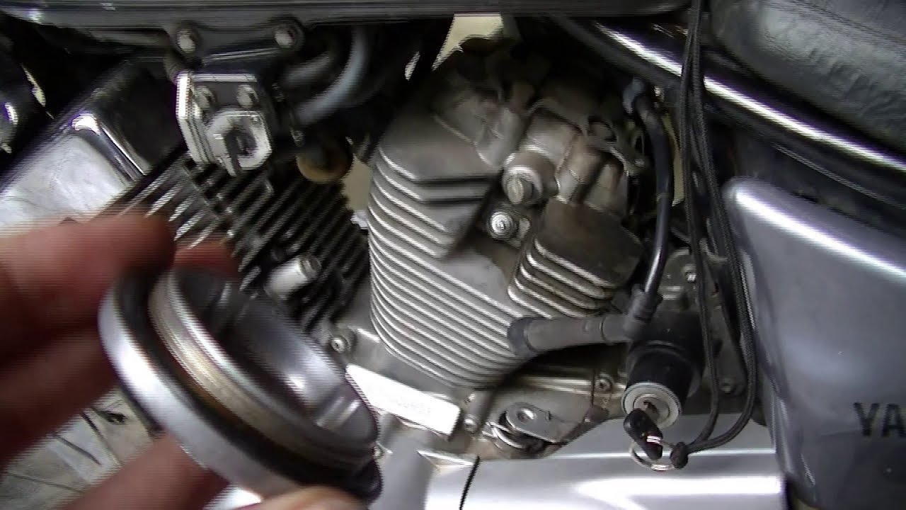 XV 250 Virago - Troca do O-Ring da tampa de válvulas