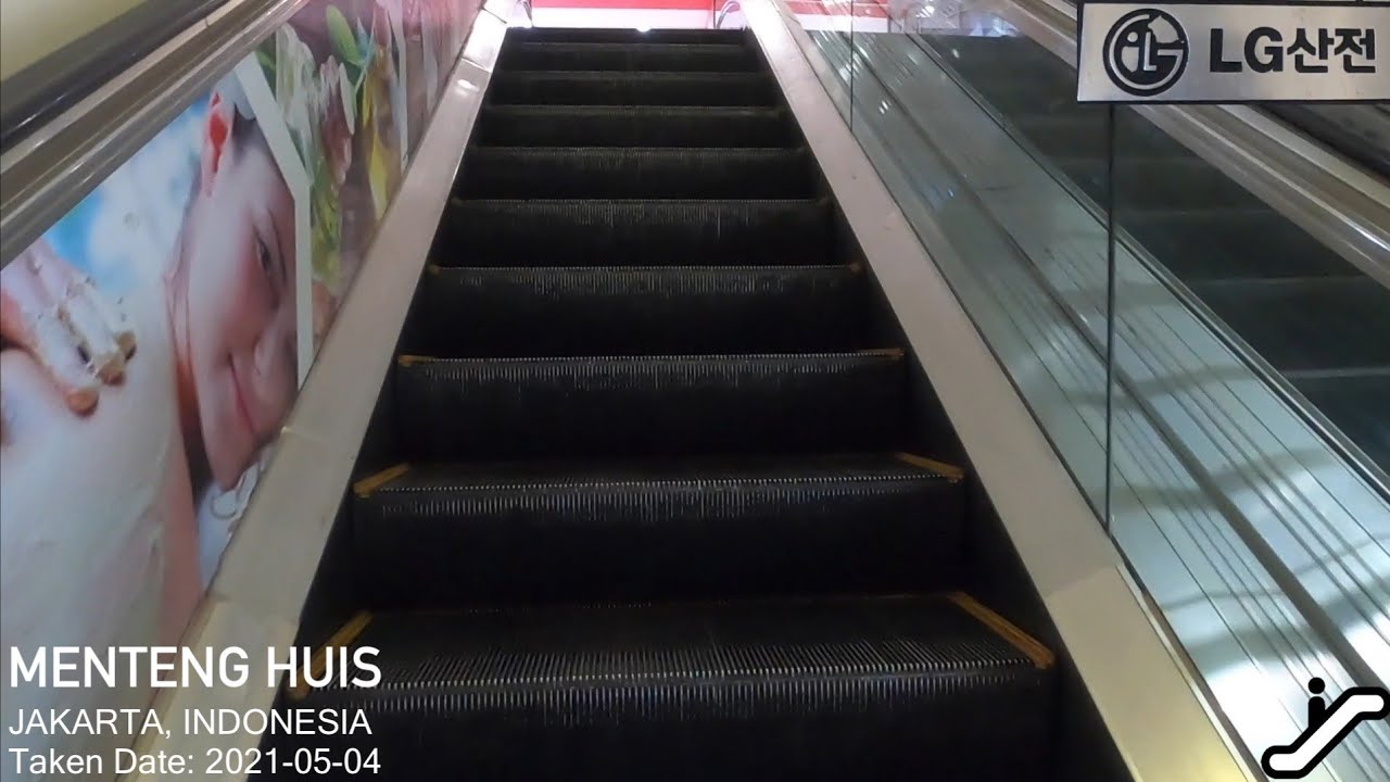 LG 산전 Escalators at Menteng Huis, Jakarta