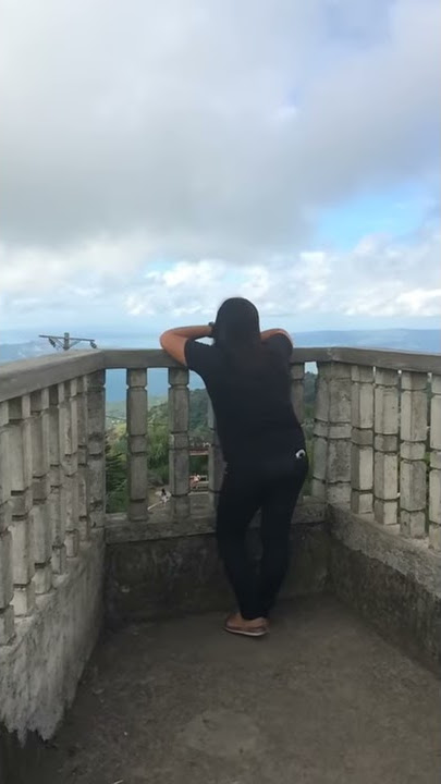 Sexy Emma in town