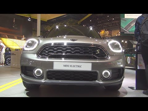 mini-cooper-se-countryman-all4-plug-in-hybrid-(2020)-exterior-and-interior