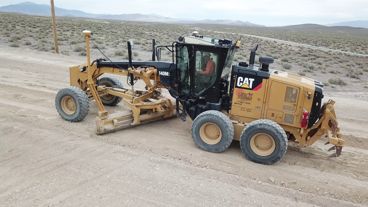 Cat 140M2 grading with Accugrade