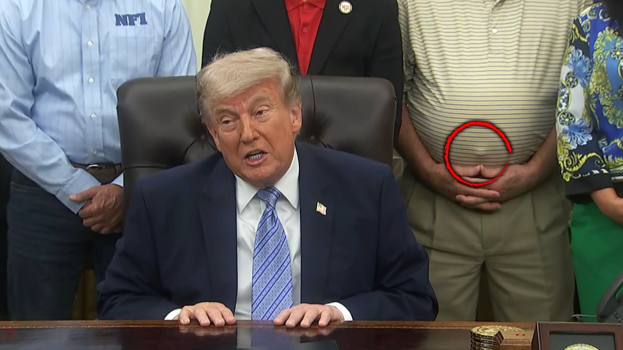 Man's Belly Button Steals Show At President Trump's Press Conference