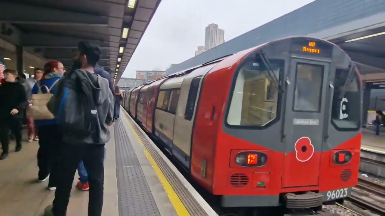 London Underground Journeys (2025) from STRATFORD Station to CANNING TOWN Station