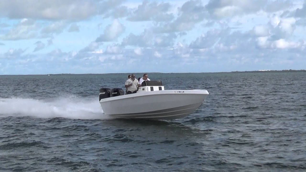 25' Power Play in Biscayne Bay