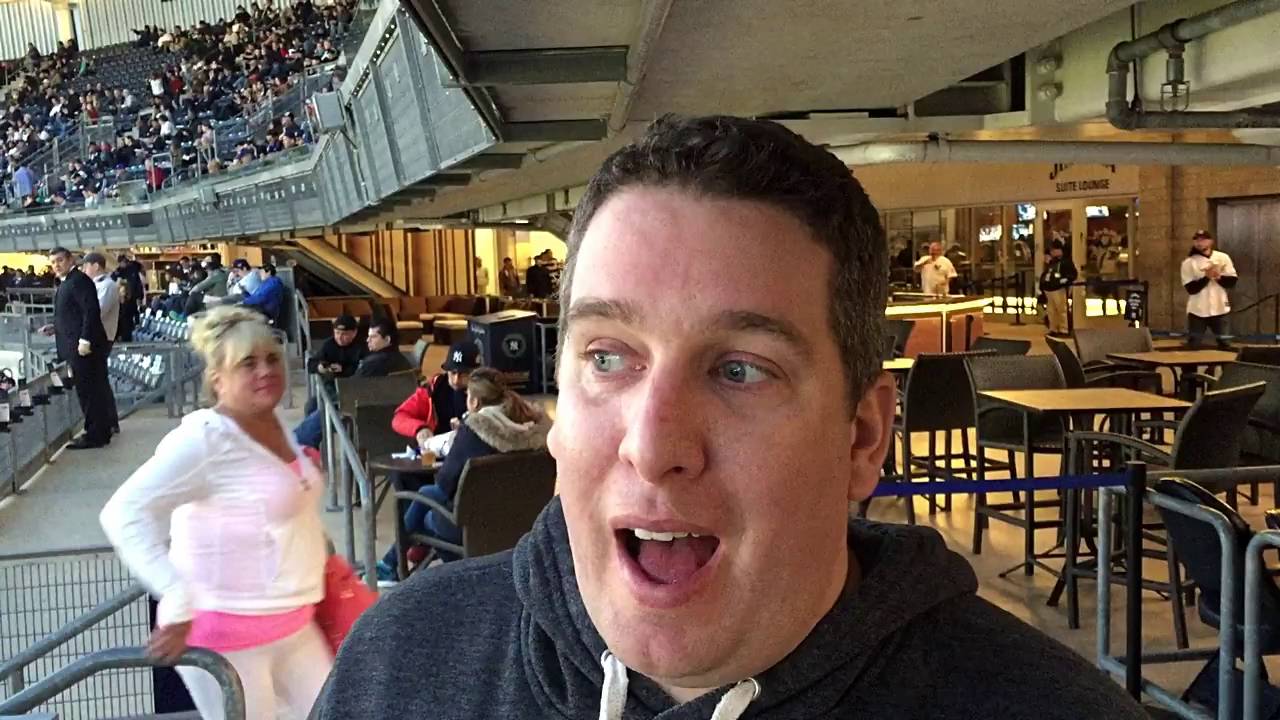 Stadium Eats With JJ: Yankees Buffalo Chicken Quesadilla - YouTube