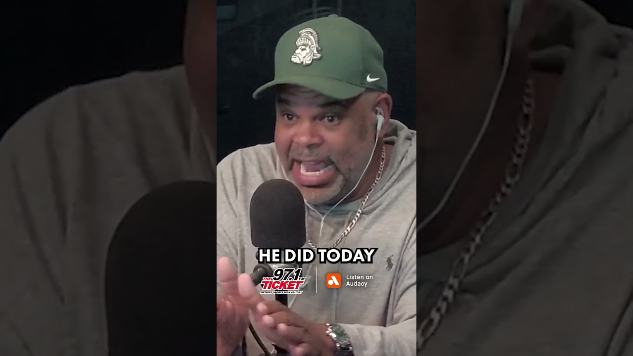 Is the game 2 loss for the Tigers on A.J. Hinch? 