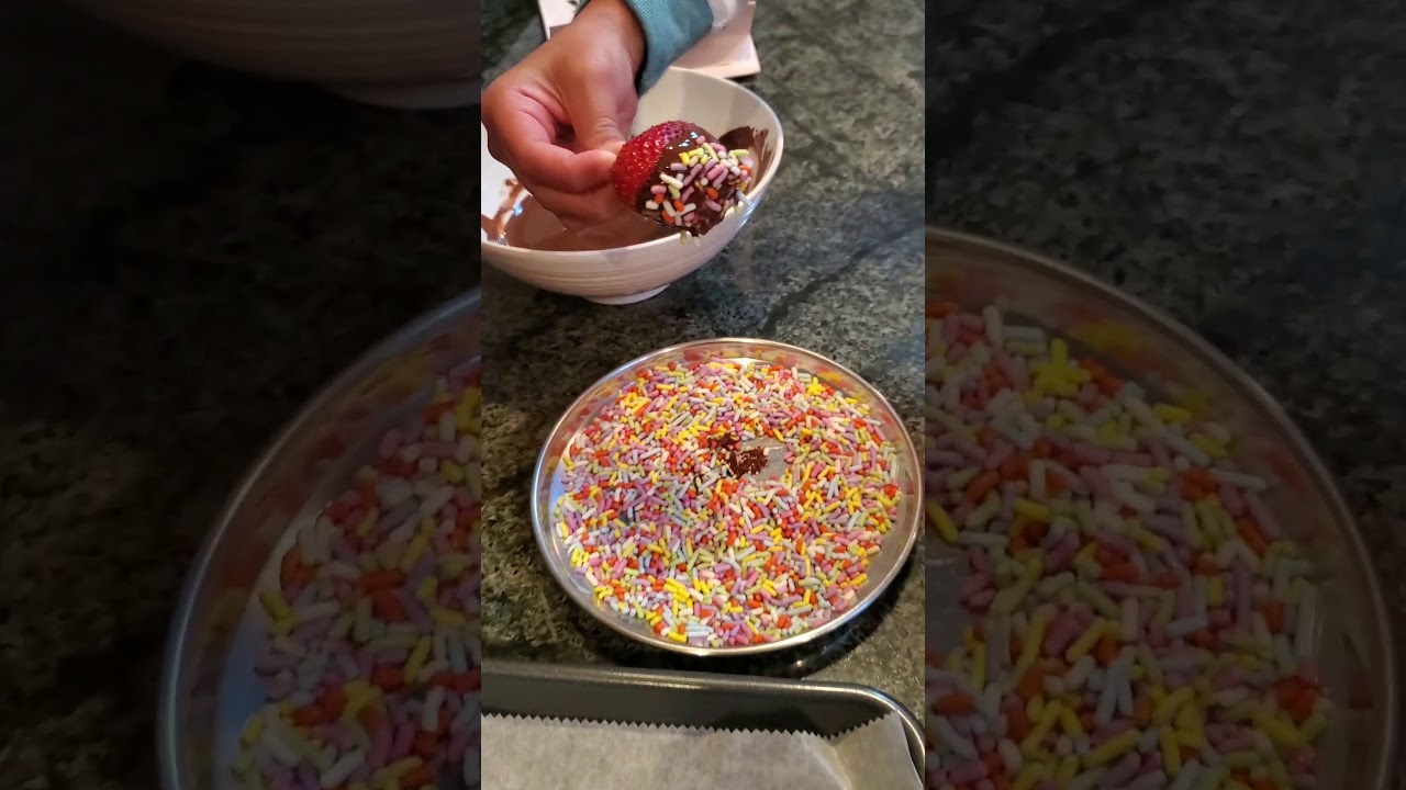 Chocolate Dipped Strawberries Recipe by Chef Softy Snow