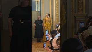 Défilé House of Poulton à Paris : silhouettes fortes, identité claire 💎 #FashionWeek #HouseOfPoulton