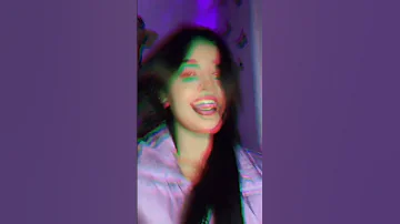 عمري يعرف يعيش تصميم ترند المشاهير 
