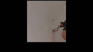 كيف تصنع فتحة دائرية للشفاط في الحائط باستخدام الشنيور بكل بساطة