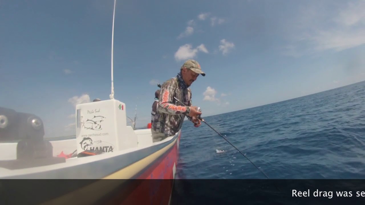 Slow jigging in Playa del Carmen