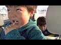 ふざけてアメを食べるといつもこうなる　Vlog　ひなごんとおいちゃん　　SunflowerTV