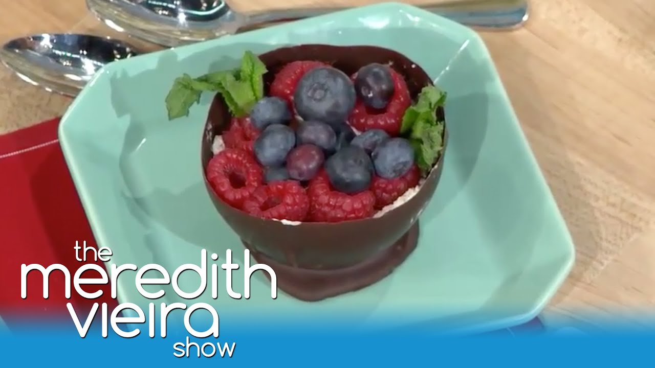 How To Make Edible Chocolate Bowls! | The Meredith Vieira Show