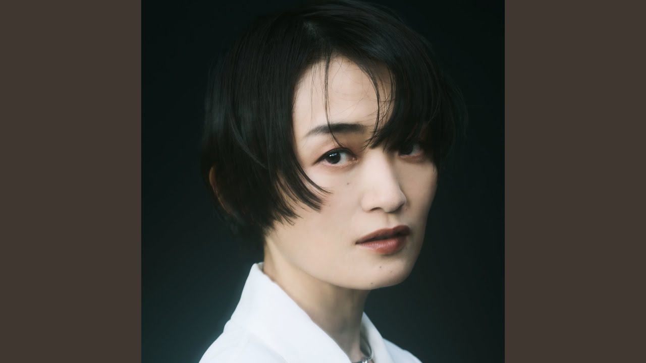 AWAKE (feat. Shin Sakiura) auf YouTube ansehen AWAKE (feat. Shin Sakiura) auf YouTube ansehen