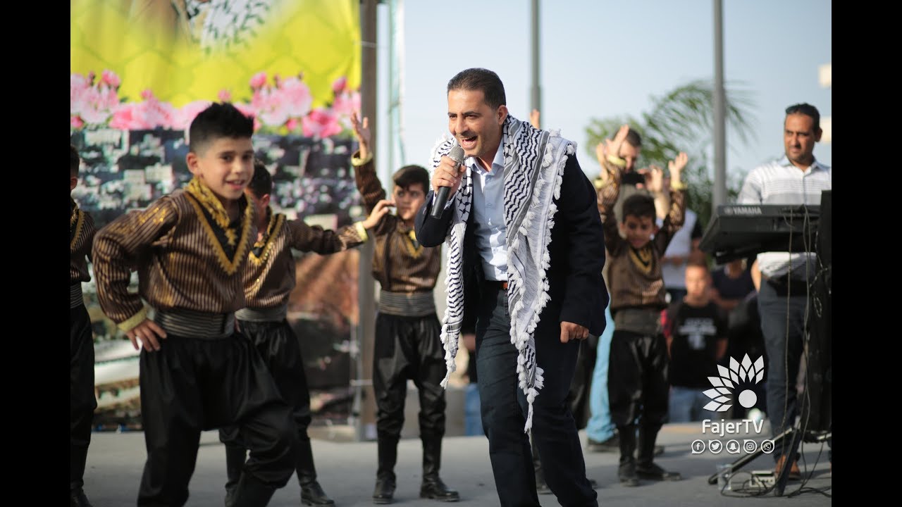 دبكة الفنان علاء الجلاد مع خريجي كليات الهندسة وتكنولوجيا المعلومات - جامعة النجاح الوطنية