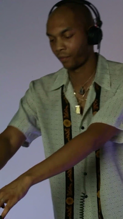 Track ID: Bohemian Dusk - Dj Vitoto #miafm #miami #afrohouse #dj #housemusic #trackid