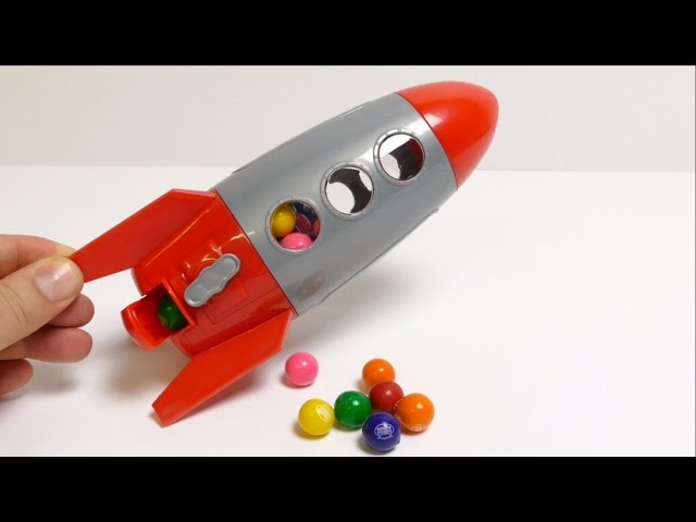 Rocket Dubble Bubble Gumball Machine Toy ガムボールマシーン - YouTube