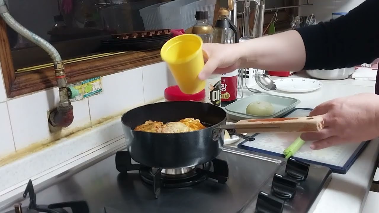 [일상 브이로그] 남은전 활용법 | 명절 후 남은 전으로 쉽고 맛있는 밥반찬 만들기. 주부의 손맛...