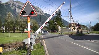 Spoorwegovergang Sennwald ch  Railroad Crossing  Bahnbergang