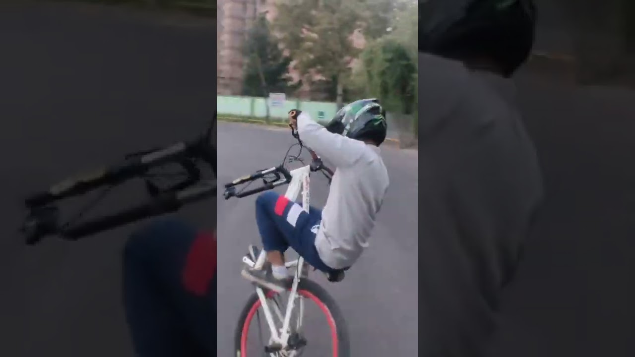 No wheel wheelie 💥 