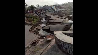 Download Lagu DETIK DETIK DASYATNYA GEMPA, TSUNAMI DAN TANAH BERGERAK DI PALU, SIGI DAN DONGGALA MP3