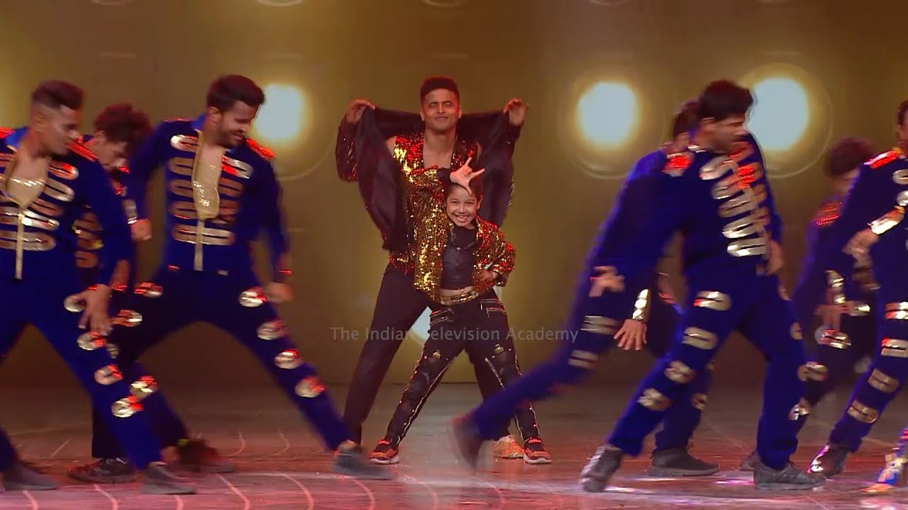 X1X | Tiger Pop | Florina & Tusshar Shetty | Rupesh Soni & Piyush Gurbhele | Amazing Performance