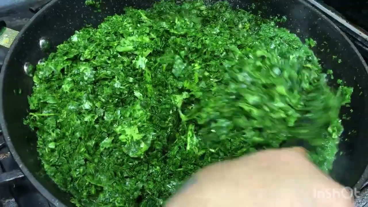 تخزين خضره القلقاس مافيش احسن من كده من مطبخ رومانه ومريم ٢٠٢٦