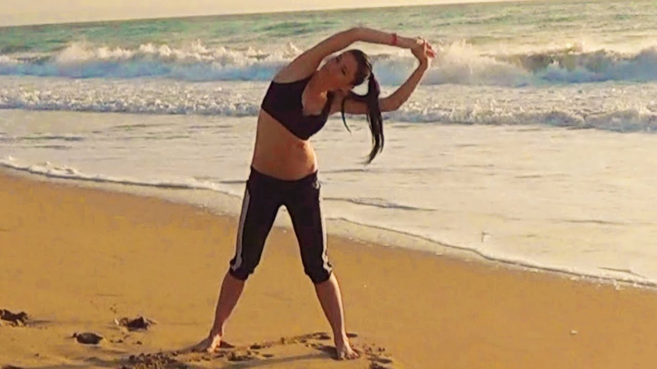 ЗАРЯДКА за 6 минут! Бодрое начало дня :)