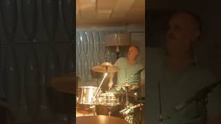 Milton Batera - solo em "Berimbau"