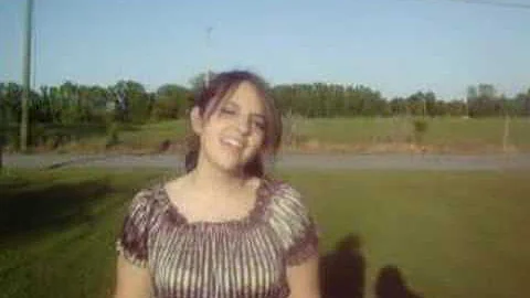 Renee Gore singing a lil part of Diary of Jane