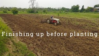 Finishing up before planting
allow some time between tilling and planting for the soil to settle and nutrients to become available. Pay attention to spacing, depth, and watering needs based on the specific plants youre using.
Thank you CJM Farms Finishing up before planting