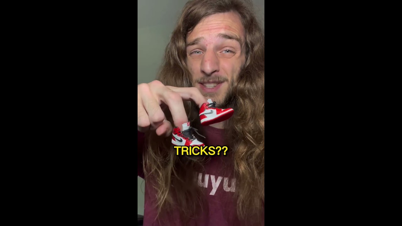 FINGER SHOES For A FINGERBOARD Shorts