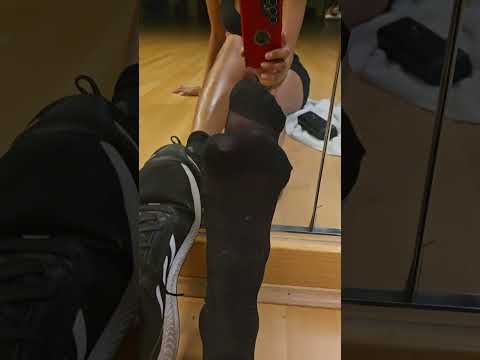 Smelly stinky nylons